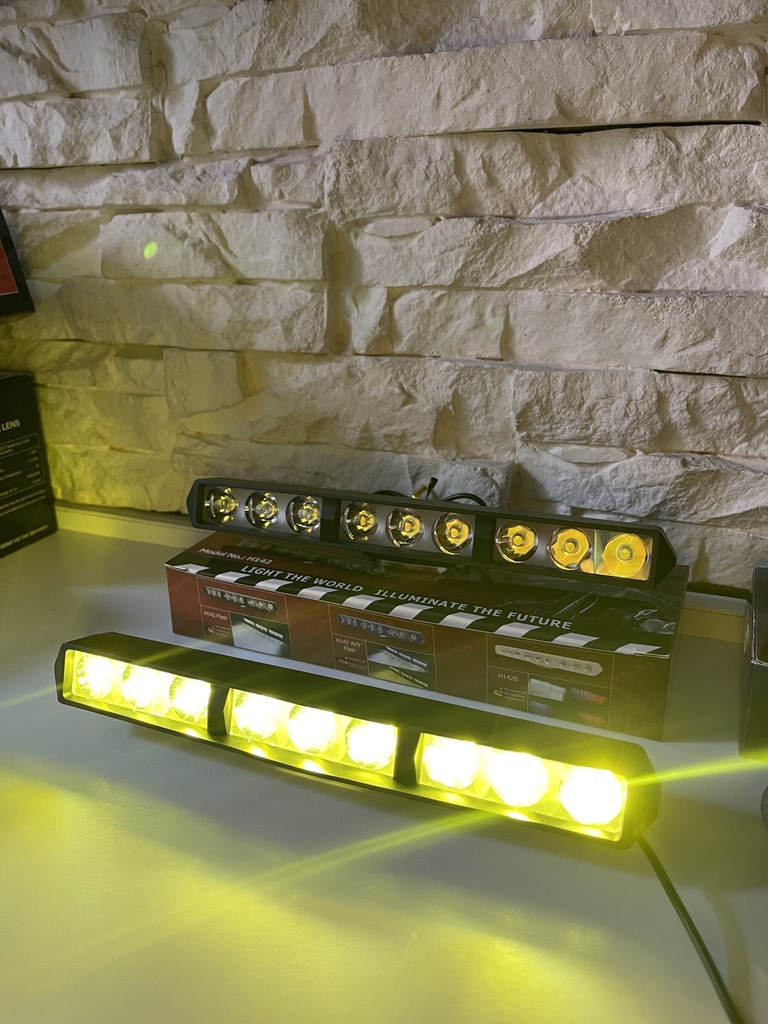 REF h142 flash 9 led  dual color